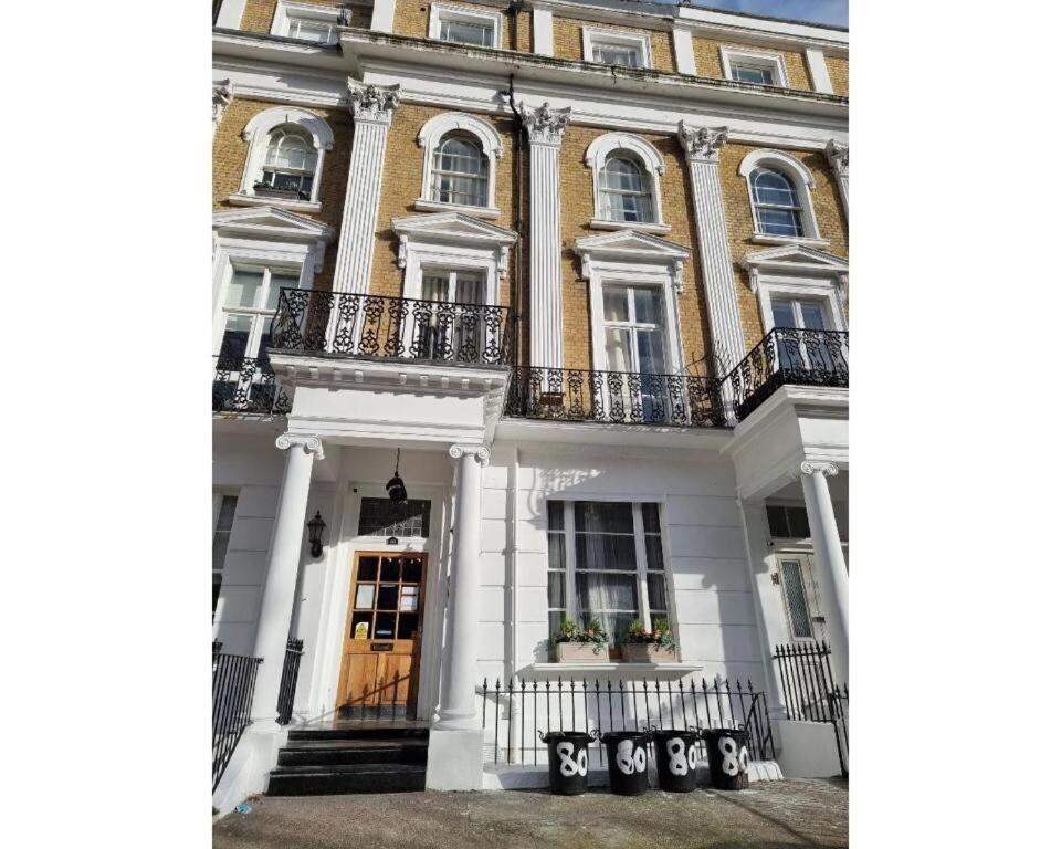 F304-Lovely 3Rd Flr Studio Fits 2 Near Hyde Park London Bagian luar foto