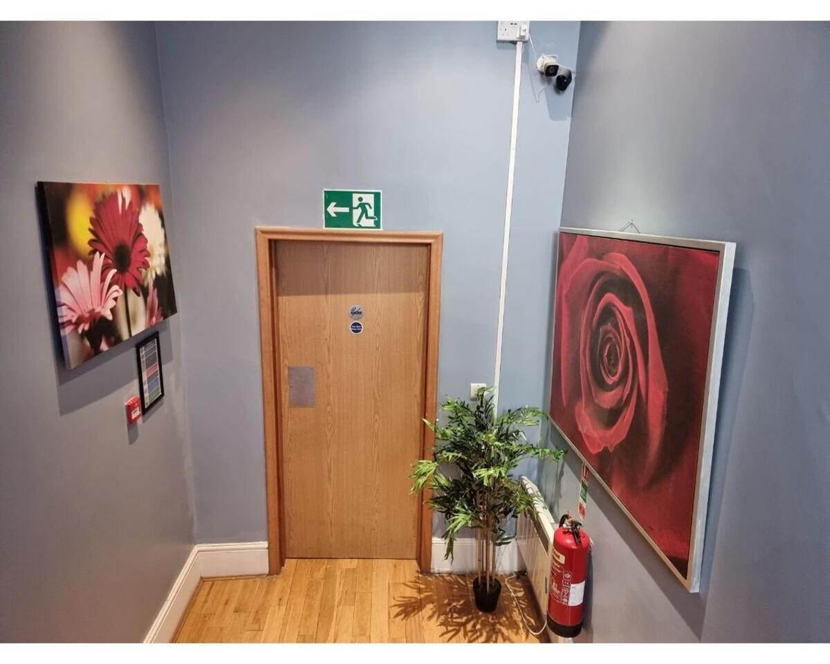 F304-Lovely 3Rd Flr Studio Fits 2 Near Hyde Park London Bagian luar foto